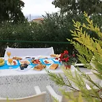Nautica Villa 2 Χανιώτη