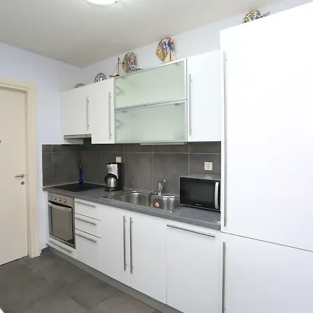 Nautica Villa 2